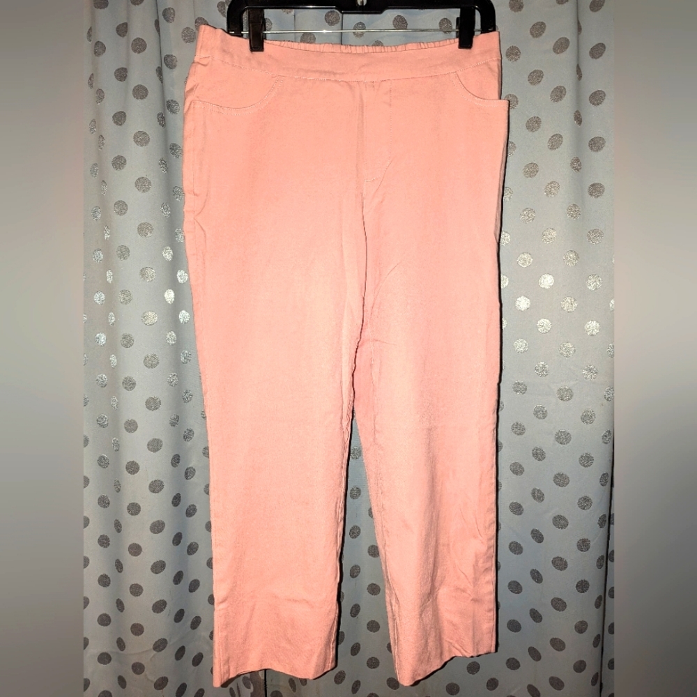 ISAAC MIZRAHI LIVE Pull-On Pink Capri Pant 12